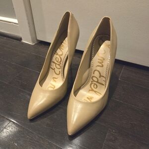 Women's Sam Edelman Pointed Toe Tan Leather Pumps Size 8.5